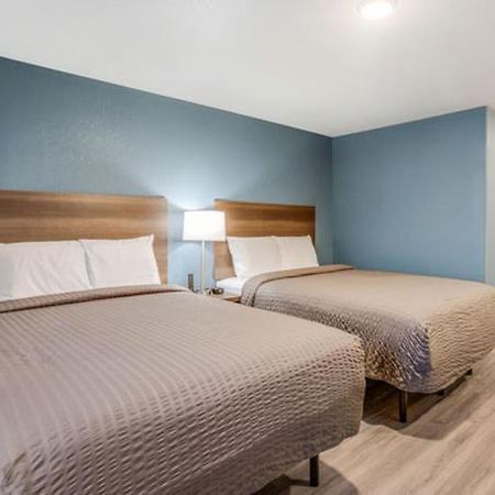 Woodspring Suites Detroit Farmington Hills Zewnętrze zdjęcie