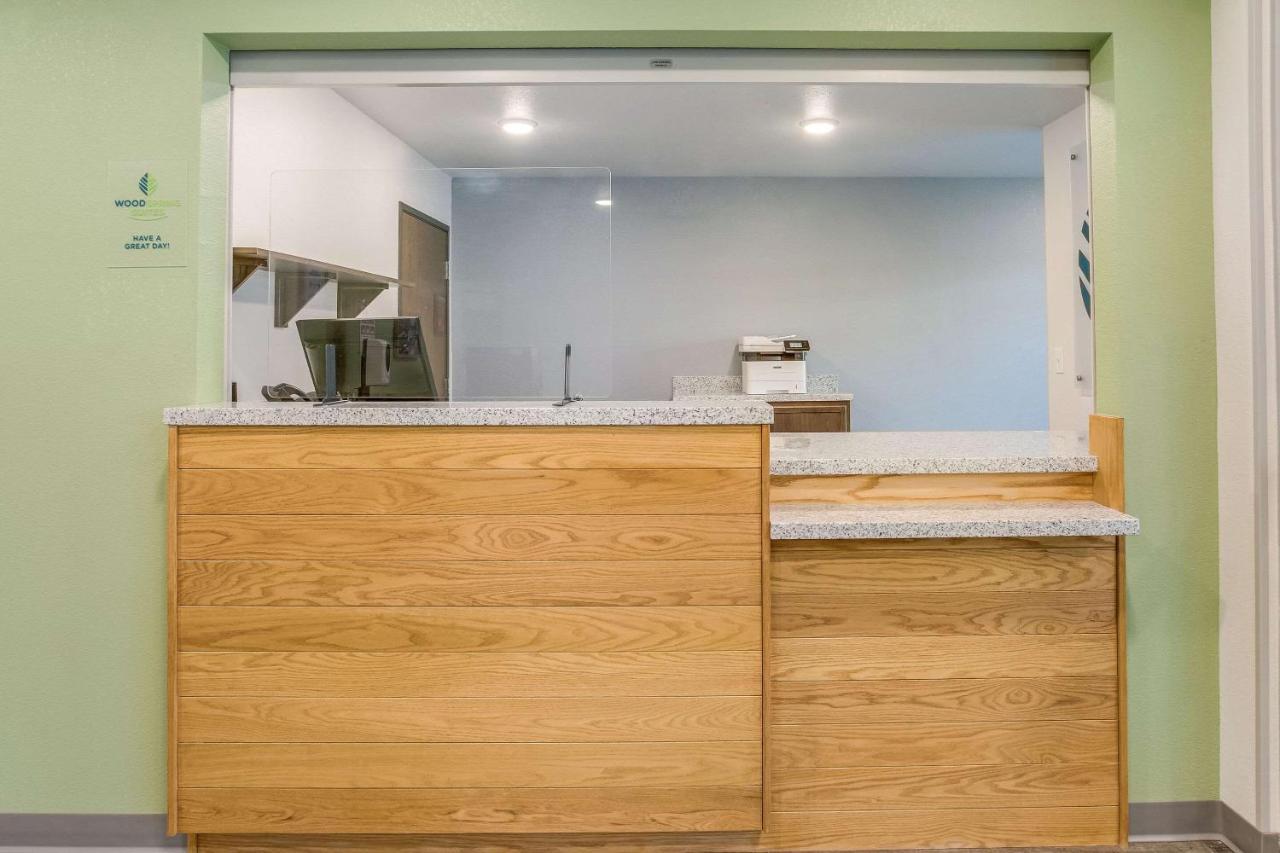 Woodspring Suites Detroit Farmington Hills Zewnętrze zdjęcie