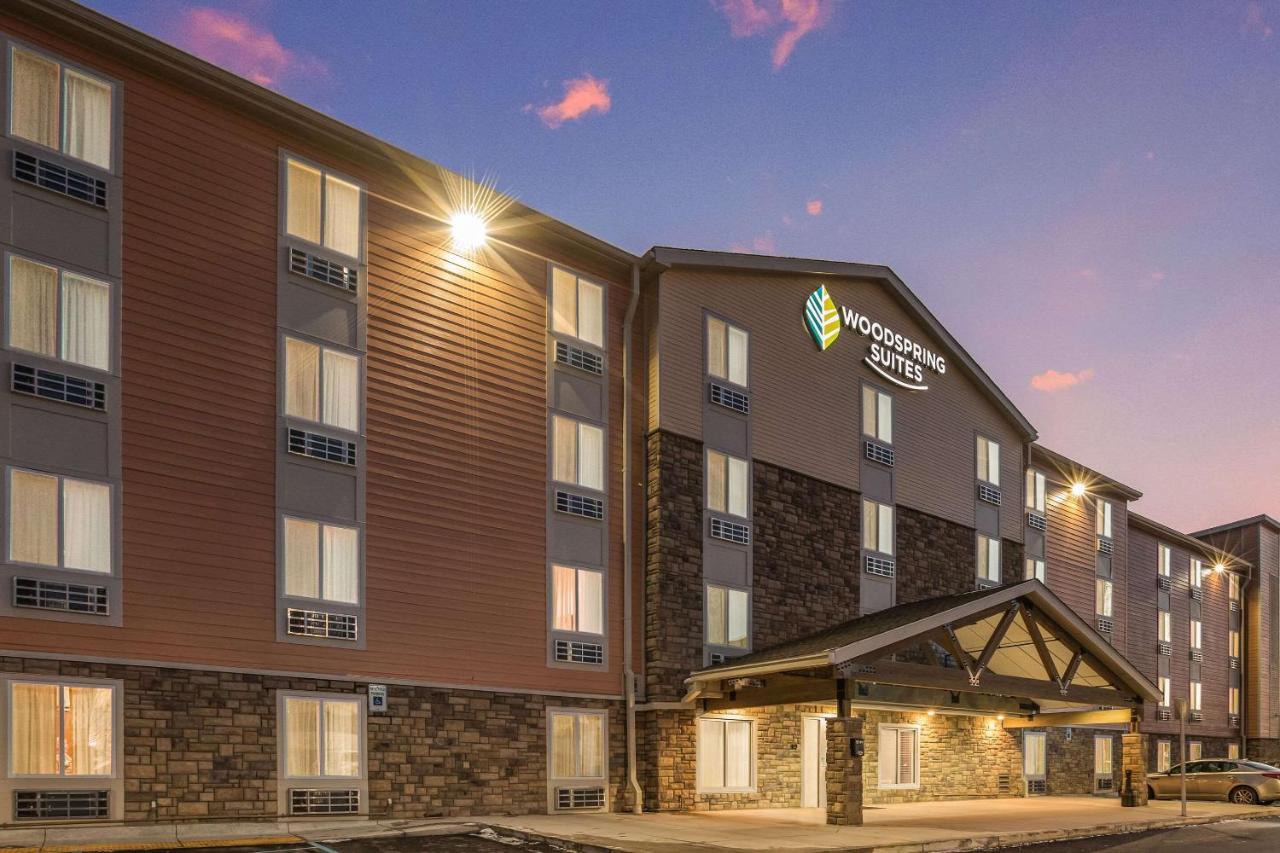 Woodspring Suites Detroit Farmington Hills Zewnętrze zdjęcie